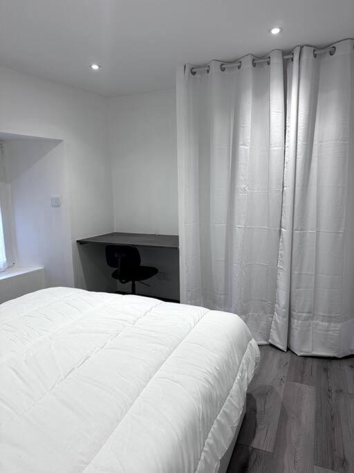 Bourgoin-Jallieu Appartement T4 En Hyper-Centre מראה חיצוני תמונה