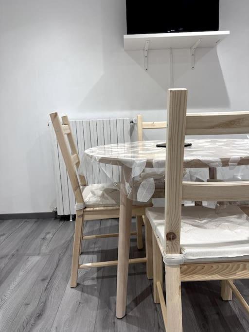 Bourgoin-Jallieu Appartement T4 En Hyper-Centre מראה חיצוני תמונה